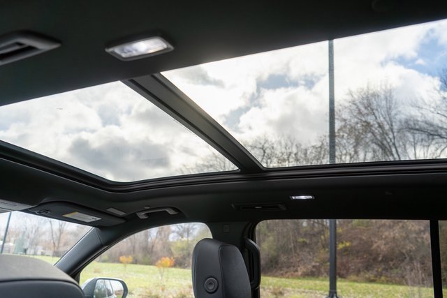 Used 2024 Chevrolet Traverse RS w/ LPO, Floor Liner Package image 13