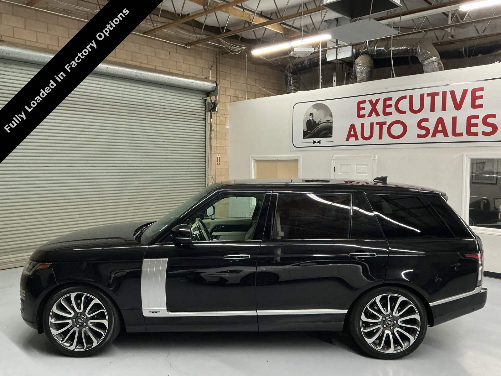 Used 2019 Land Rover Range Rover Long Wheelbase Autobiography image 8