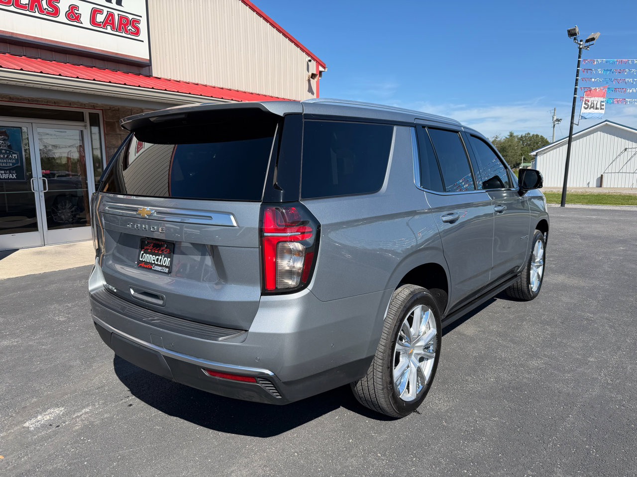 Used 2024 Chevrolet Tahoe High Country w/ Advanced Technology Package image 4