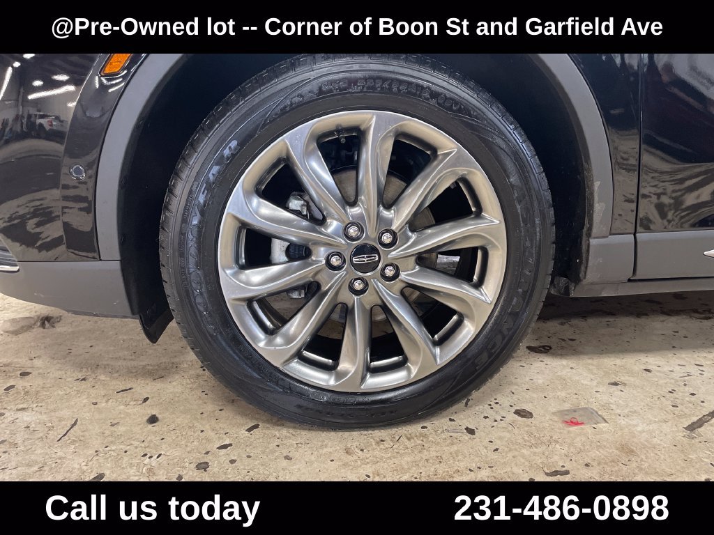 Used 2021 Lincoln Corsair AWD w/ Premium Package image 11