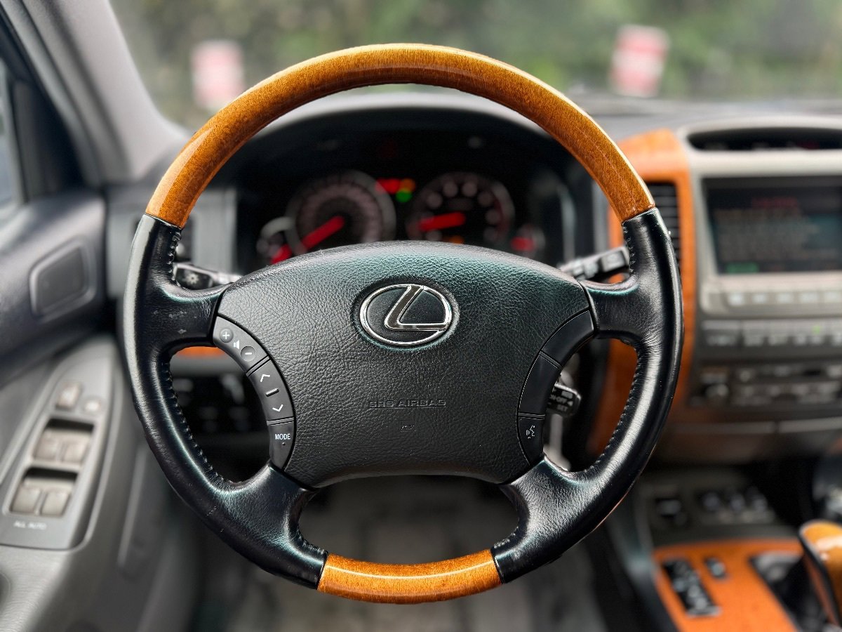 Used 2004 Lexus GX 470 AWD/4WD image 23