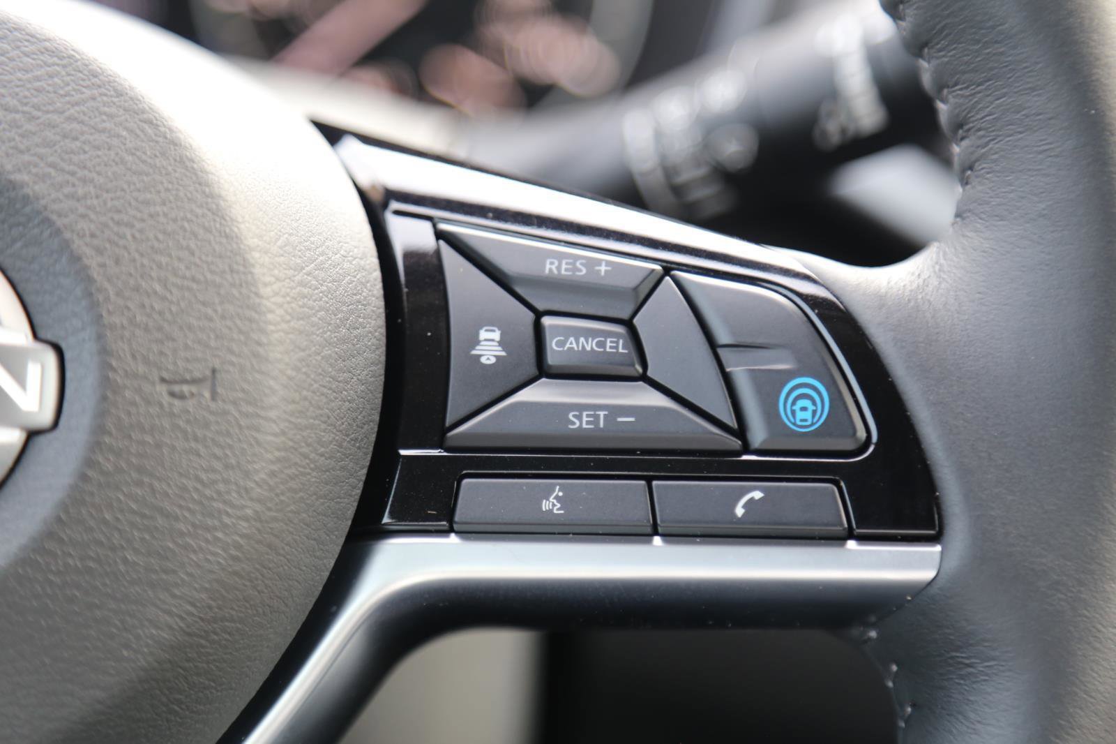 Used 2025 Nissan Altima 2.5 SR w/ SR Premium Package FWD image 10