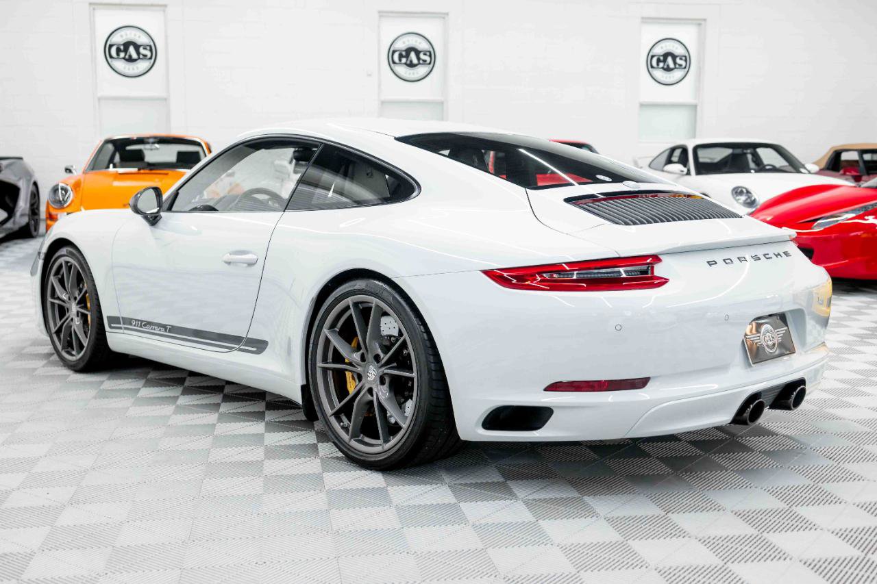 Used 2018 Porsche 911 Carrera T RWD image 12