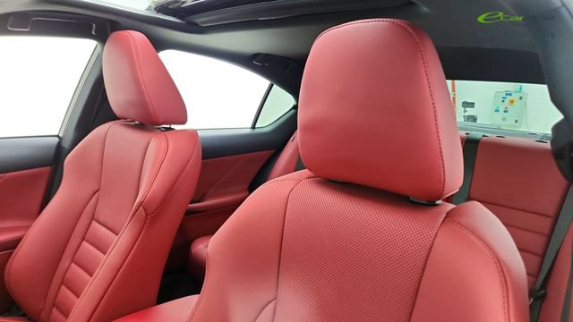 Used 2023 Lexus IS 350 F Sport RWD image 33
