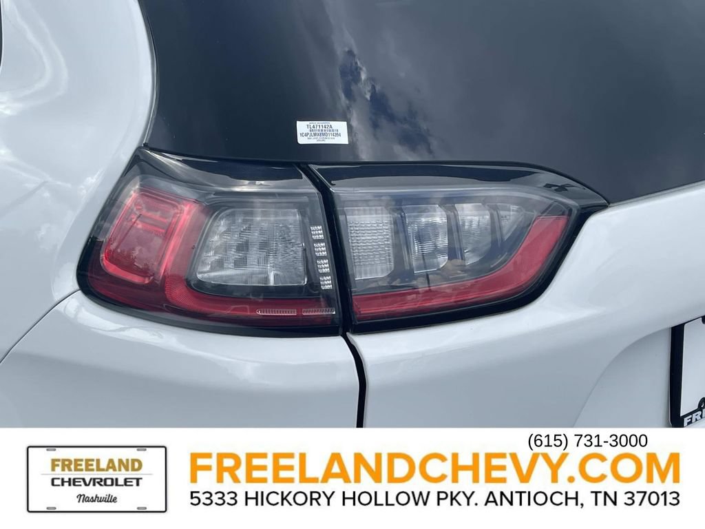Used 2021 Jeep Cherokee Latitude Lux 80th Anniv w/ Quick Order Package 26U 80TH FWD image 11