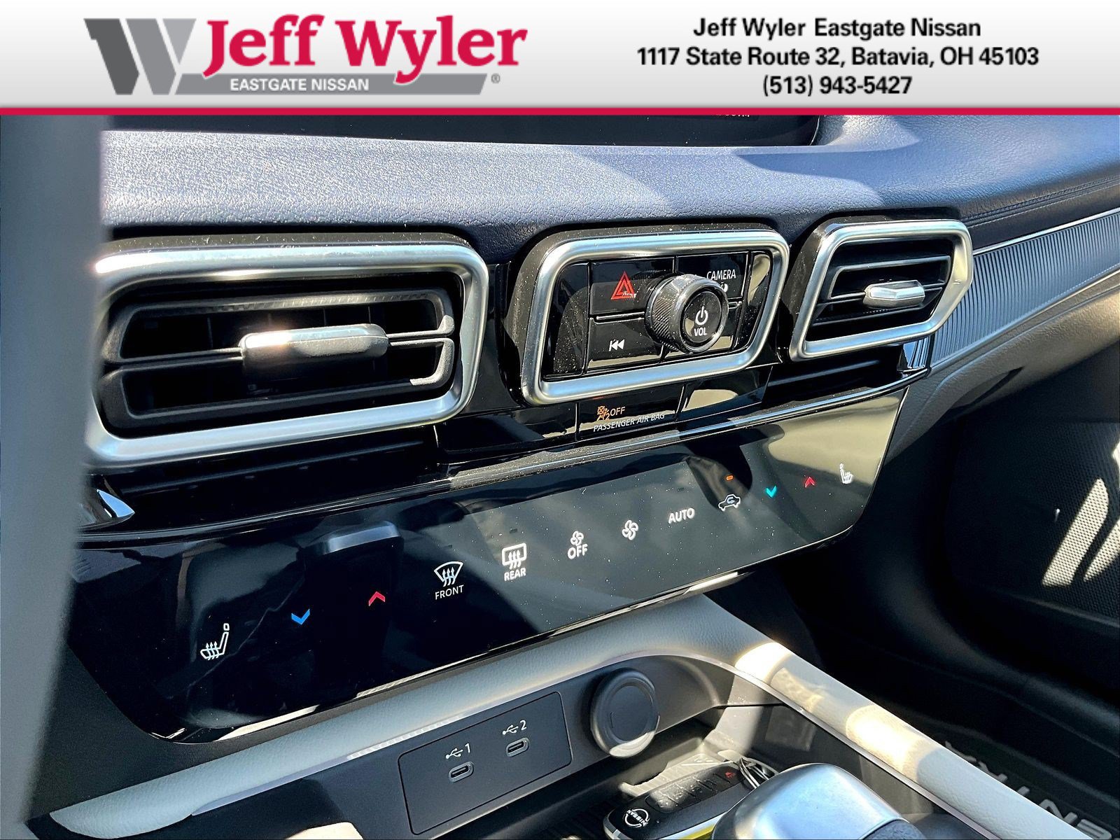 New 2026 Nissan Sentra SL w/ Floor Mat Package FWD image 25