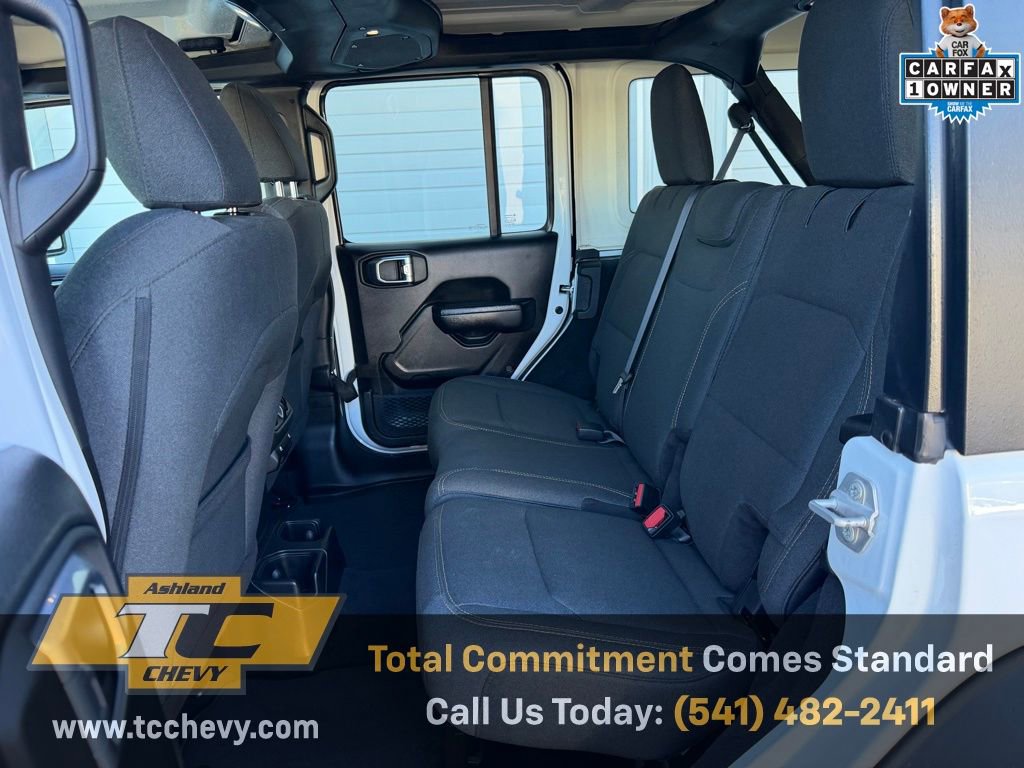 Used 2024 Jeep Wrangler Sport S image 12