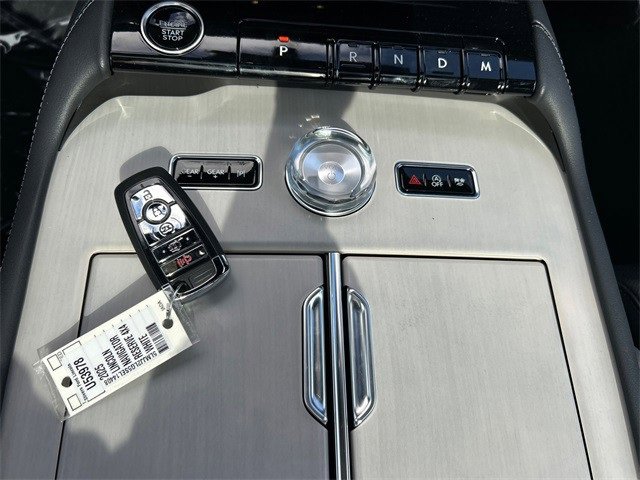 New 2025 Lincoln Navigator Reserve w/ Jet Appearance Package image 40