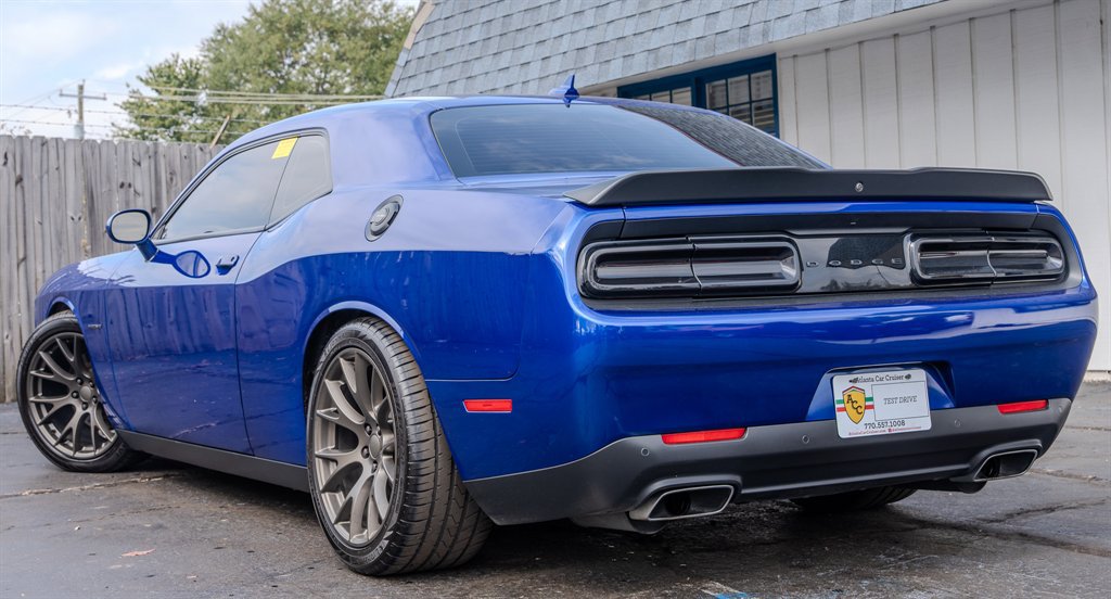 Used 2022 Dodge Challenger R/T w/ Plus Package image 3
