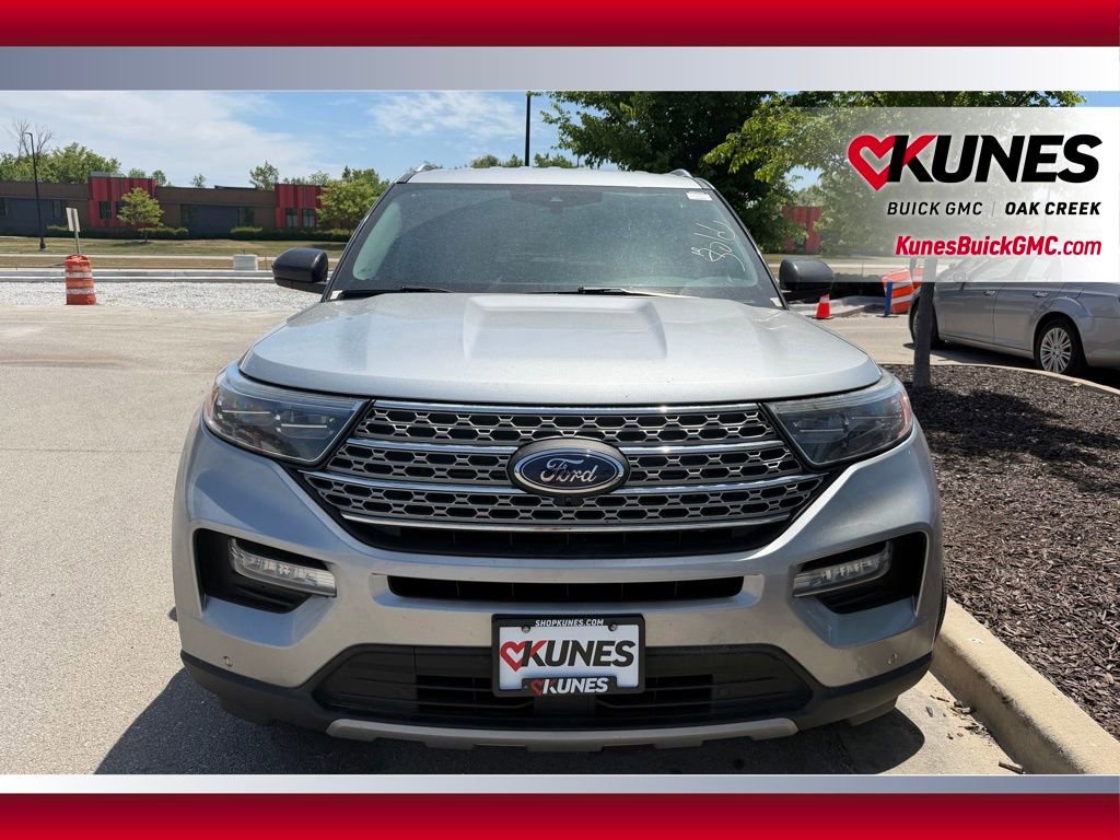 Used 2023 Ford Explorer Limited AWD/4WD image 2