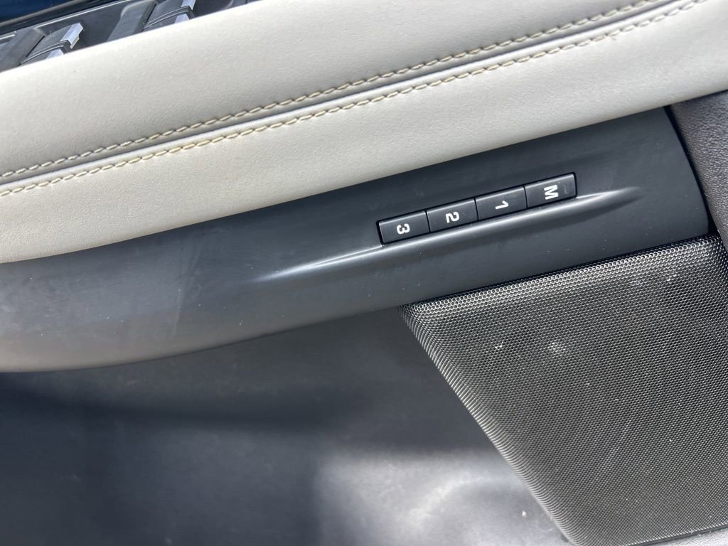 Used 2020 Land Rover Range Rover Evoque SE AWD/4WD image 34