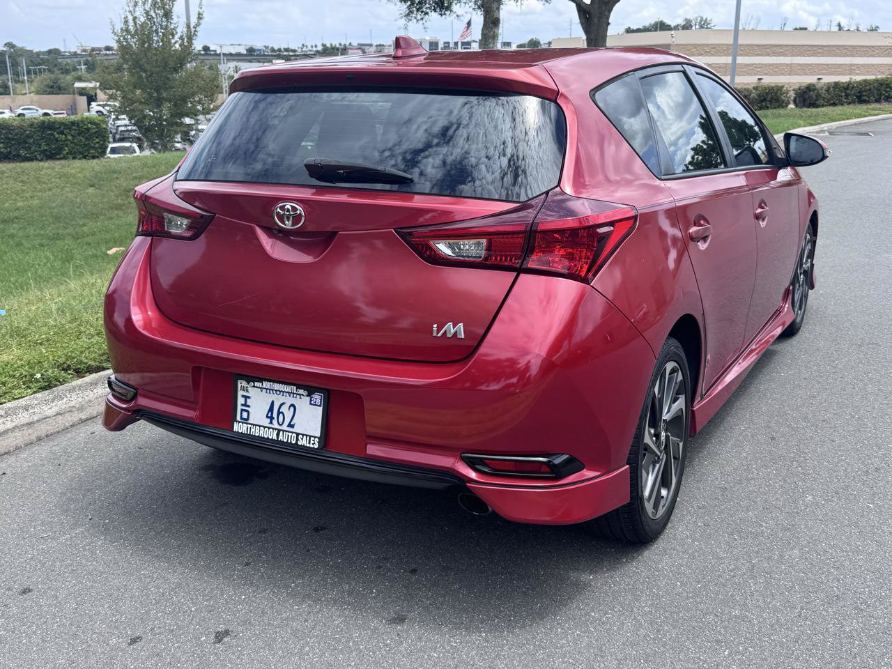 Used 2018 Toyota Corolla iM FWD image 31