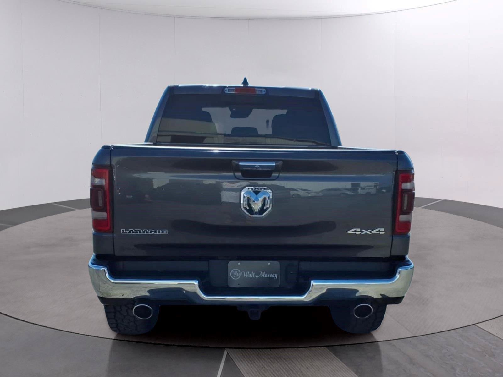 Used 2021 RAM 1500 Laramie w/ Off Road Group AWD/4WD image 4