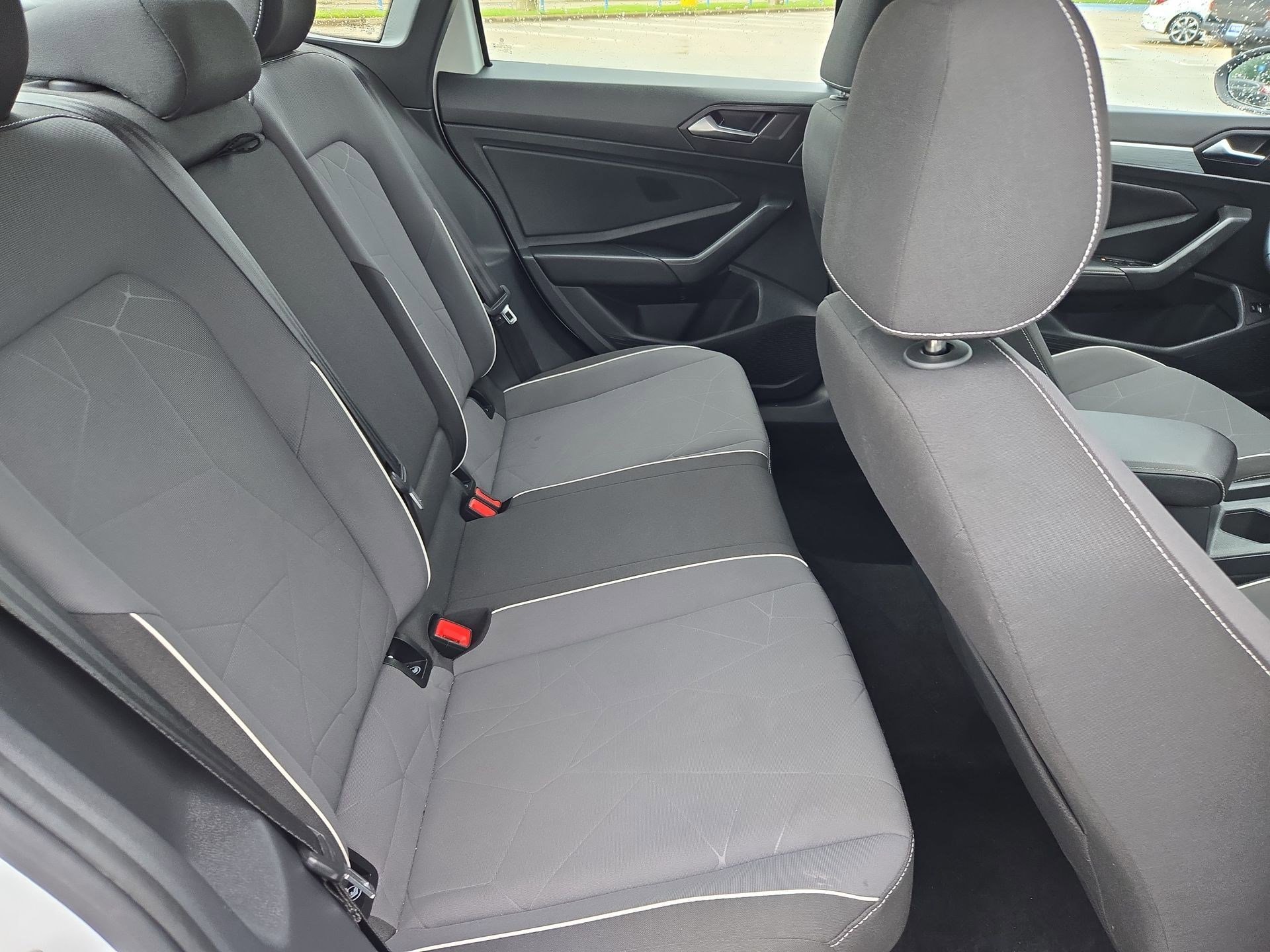 Used 2025 Volkswagen Jetta Sport image 28