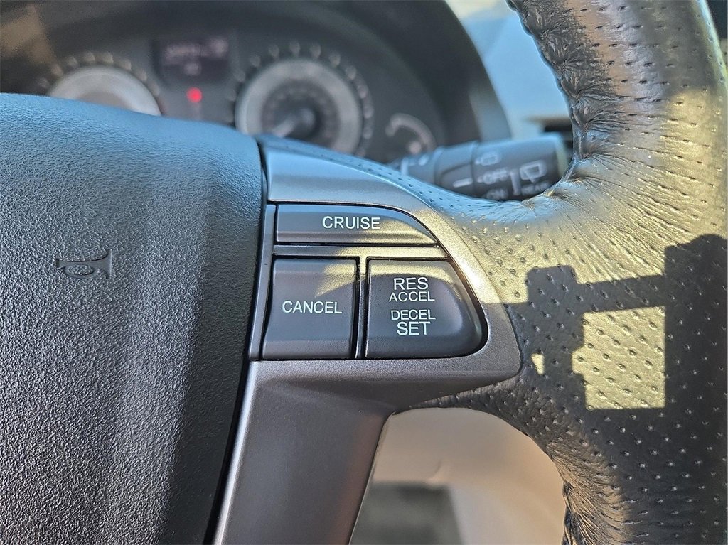 Used 2015 Honda Odyssey EX-L image 23