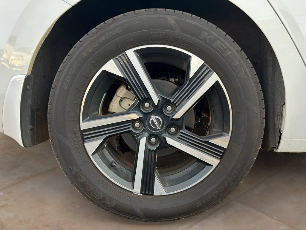 Used 2025 Nissan Sentra SV w/ All-Weather Package FWD image 14