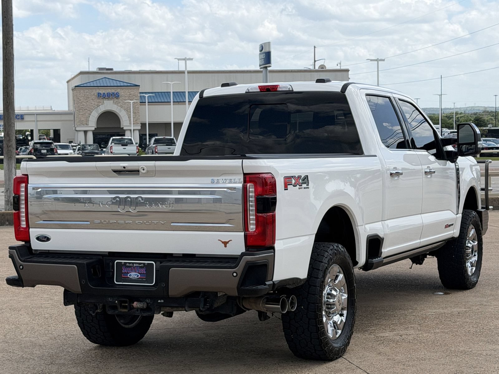 Used 2024 Ford F250 King Ranch w/ Chrome Package AWD/4WD image 4