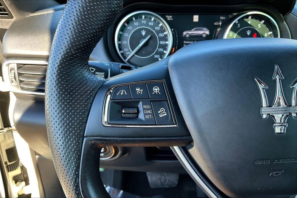 Used 2023 Maserati Levante GT image 11