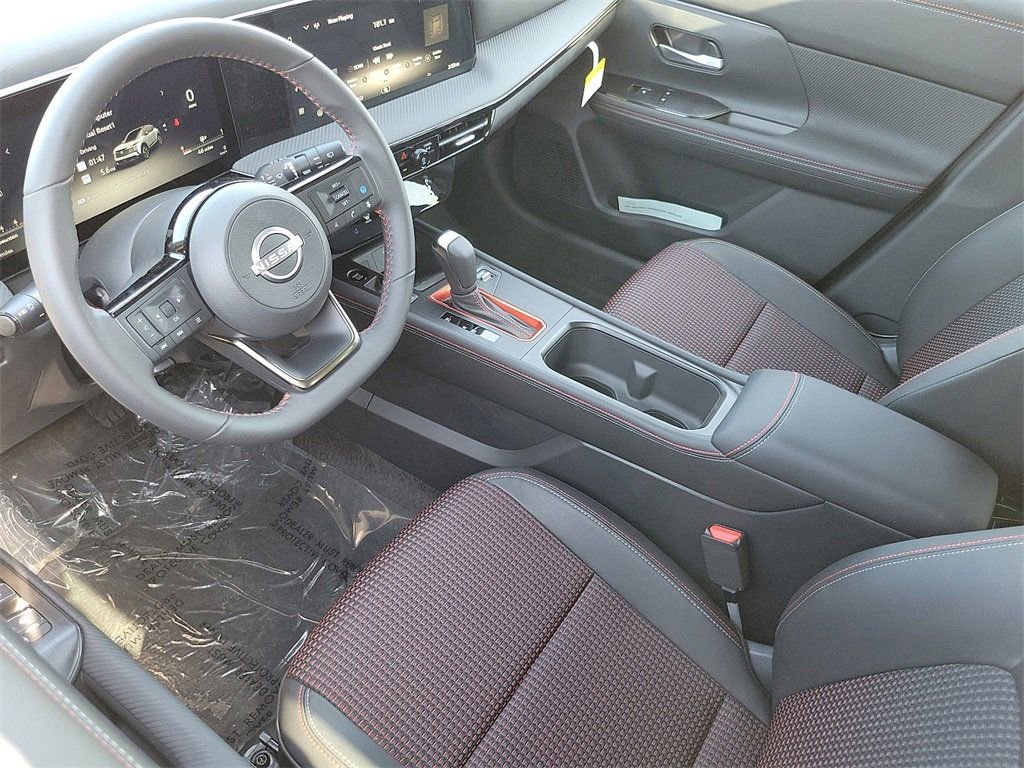 New 2026 Nissan Kicks SR image 3