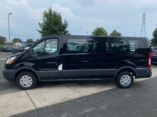 Used 2016 Ford Transit 350 XLT RWD image 4