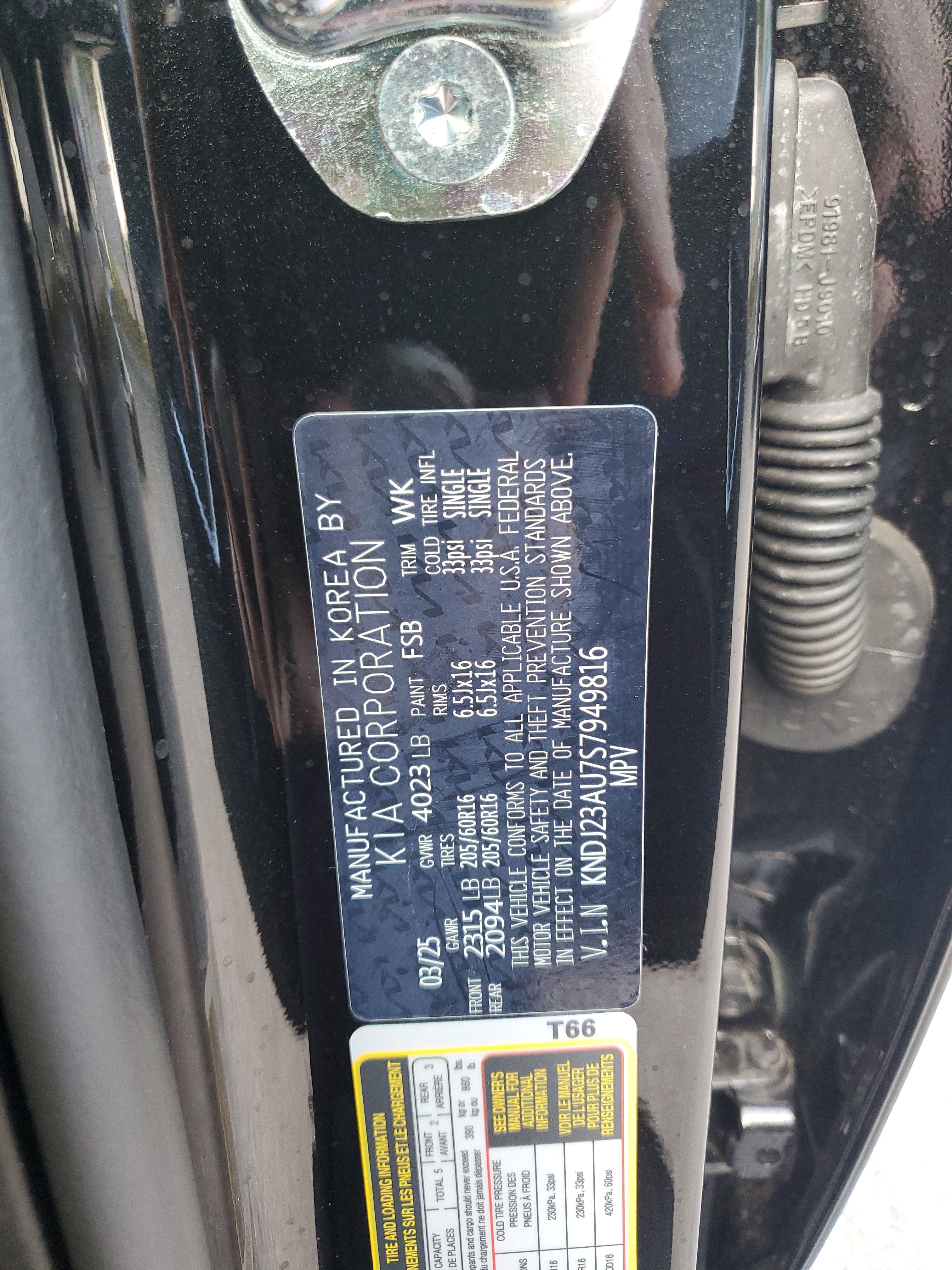 Used 2025 Kia Soul LX w/ LX Technology Package image 31