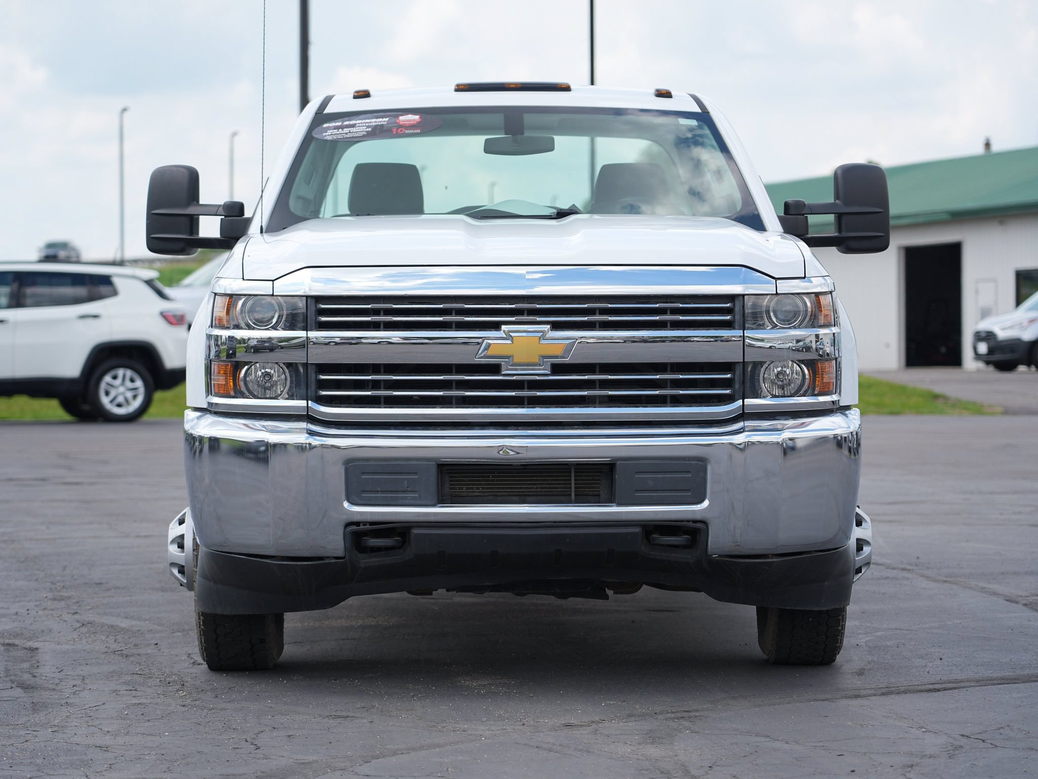 Used 2018 Chevrolet Silverado 3500 W/T AWD/4WD image 9