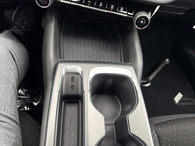 New 2025 Chevrolet Equinox EV LT w/ Comfort Package AWD/4WD image 24