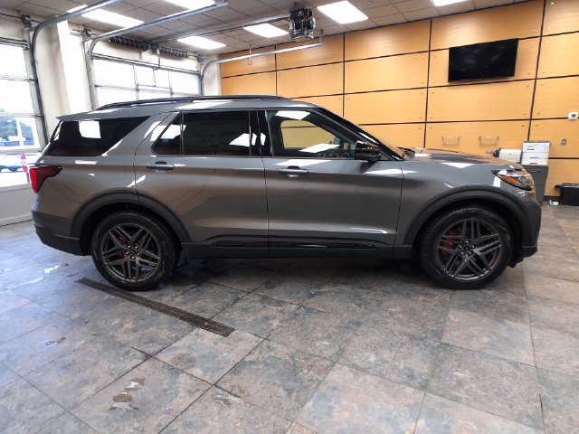 New 2026 Ford Explorer ST w/ Sun And Sound Package AWD/4WD image 8