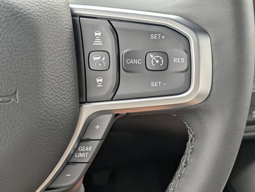 Used 2026 RAM 2500 Big Horn AWD/4WD image 28