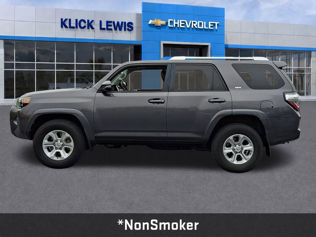 Used 2015 Toyota 4Runner SR5 Premium image 4