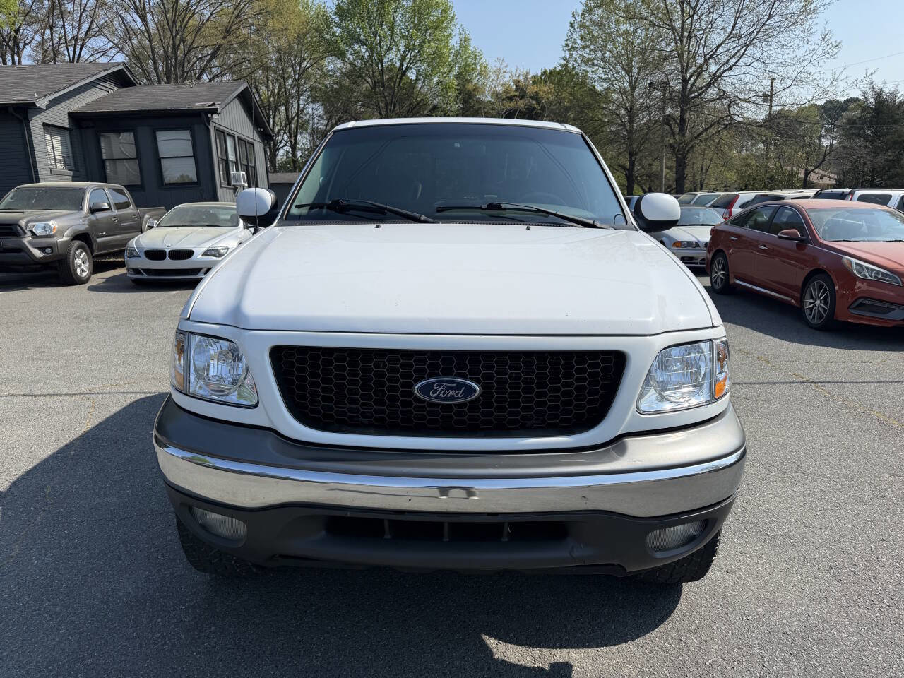 Used 2002 Ford F150 XLT image 3