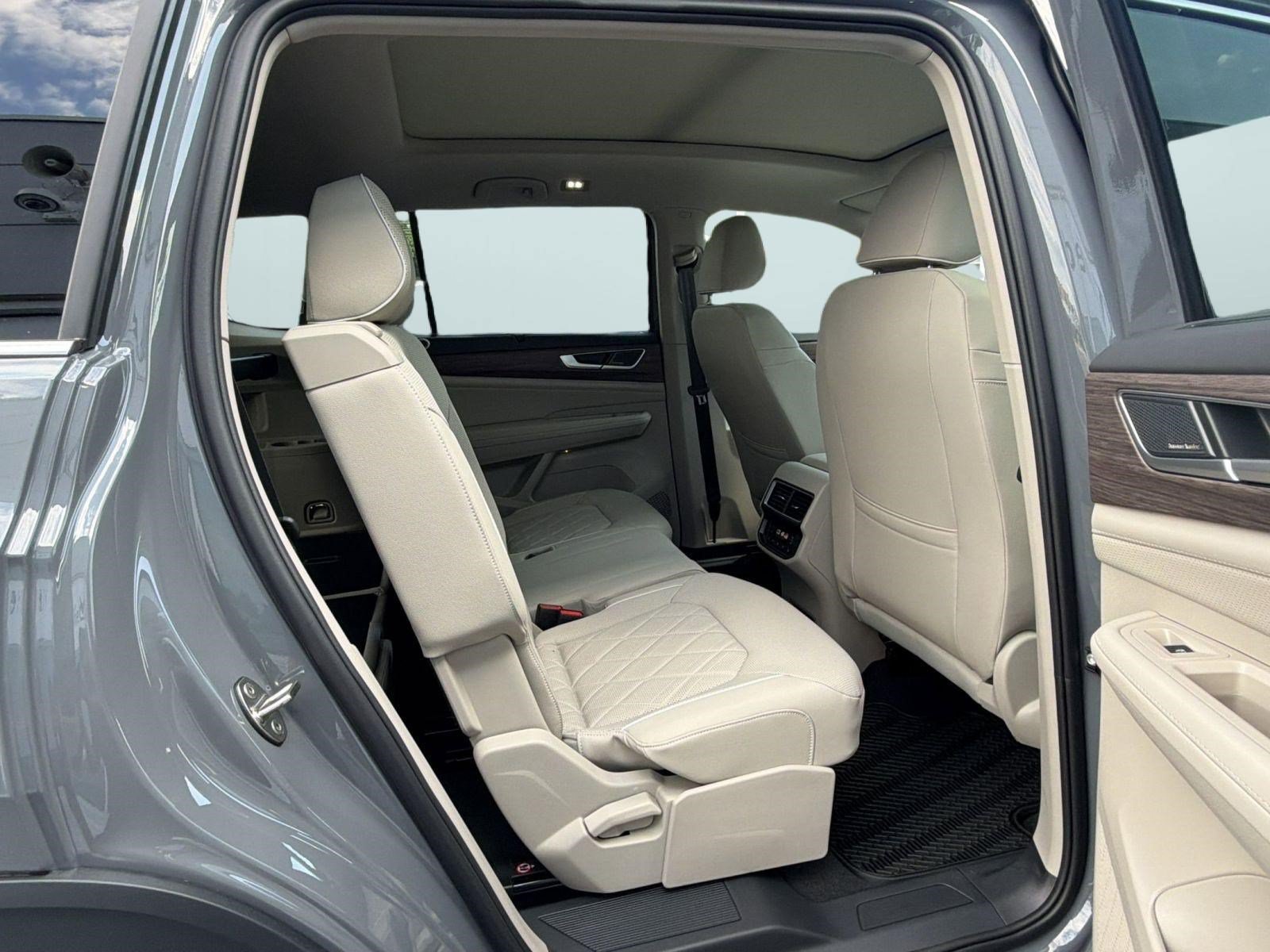 New 2026 Volkswagen Atlas SEL Premium R-Line AWD/4WD image 27