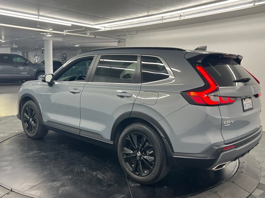 Used 2024 Honda CR-V Sport Touring image 6