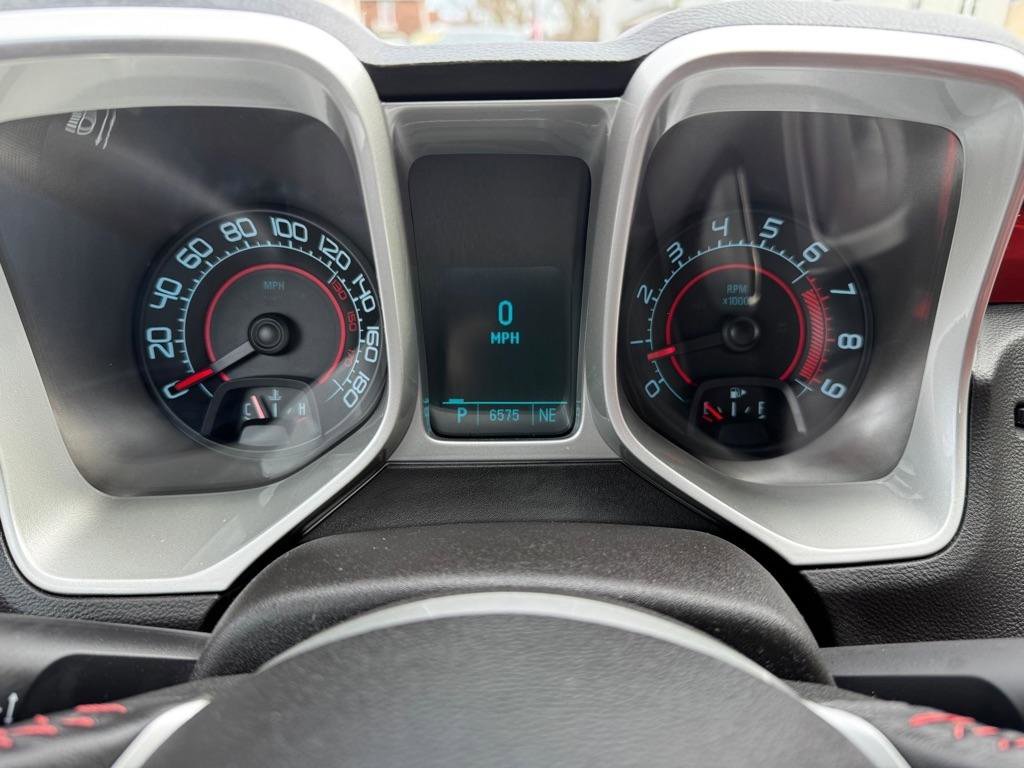 Used 2010 Chevrolet Camaro SS w/ Interior Accent Trim Package image 16