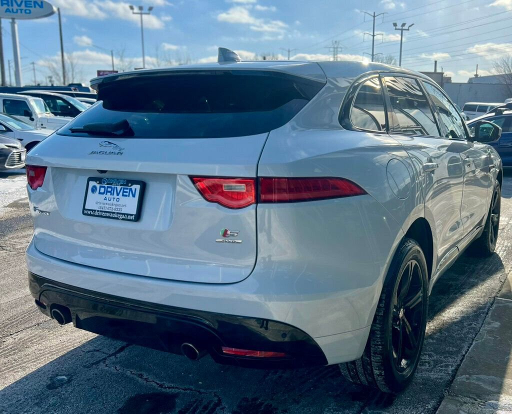 Used 2017 Jaguar F-PACE S image 5