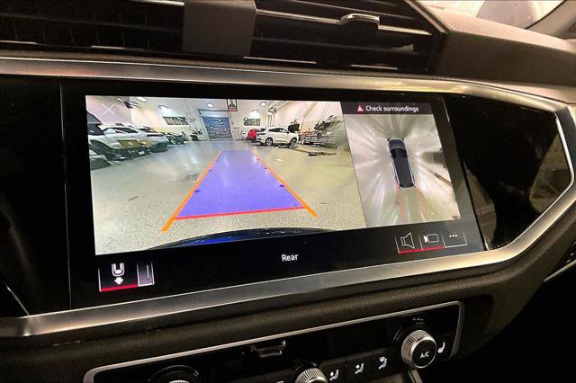 Used 2023 Audi Q3 2.0T Premium Plus w/ Premium Plus Package AWD/4WD image 32
