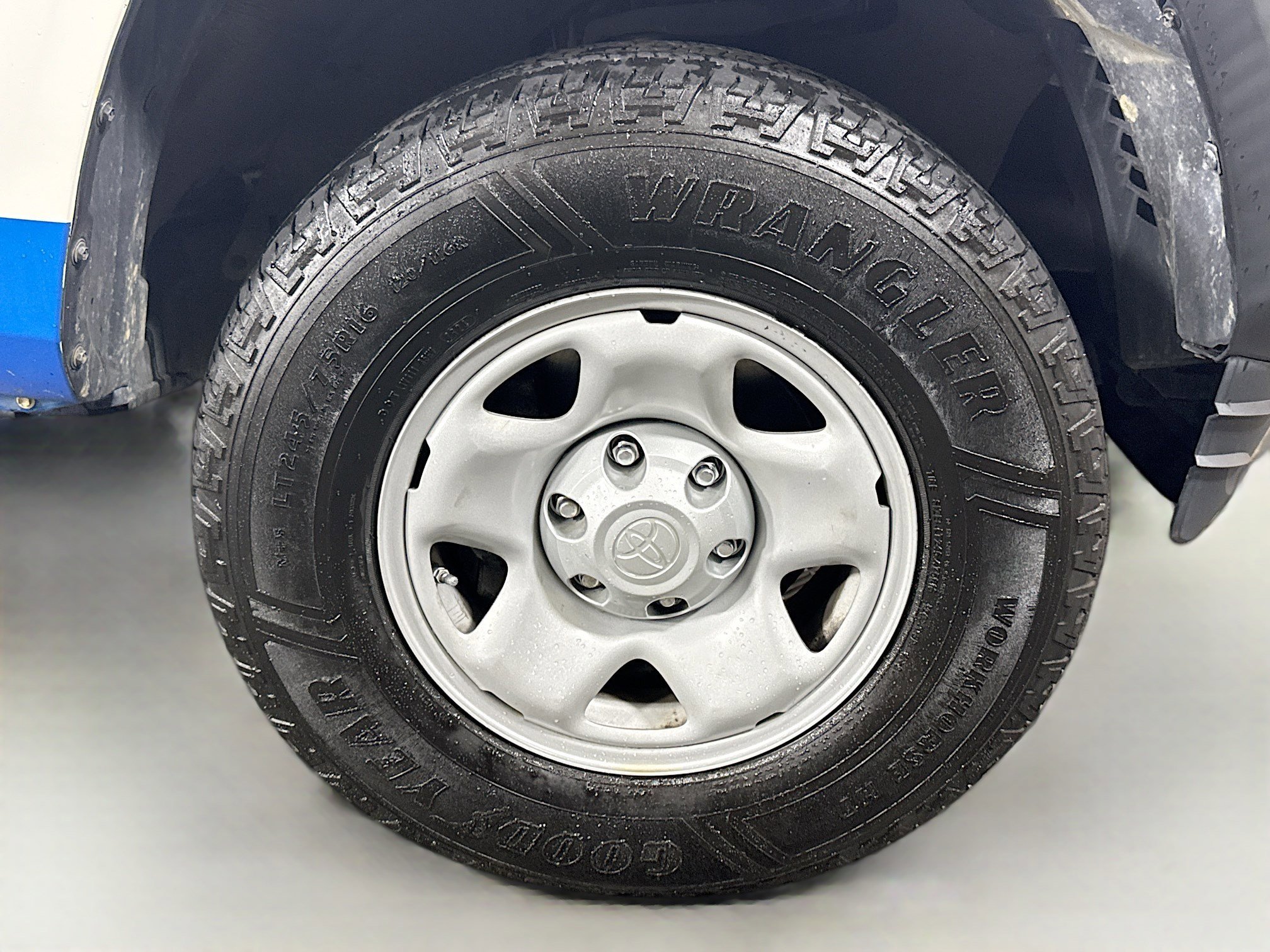 Used 2021 Toyota Tacoma SR image 31