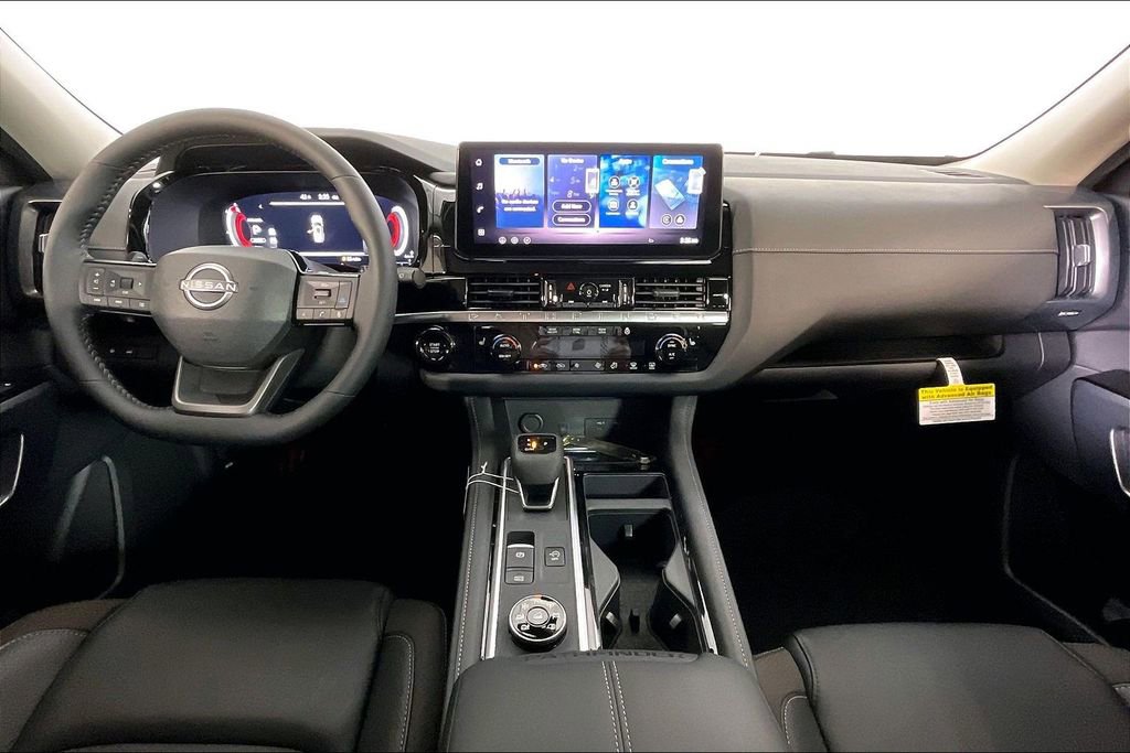 New 2026 Nissan Pathfinder SL AWD/4WD image 2