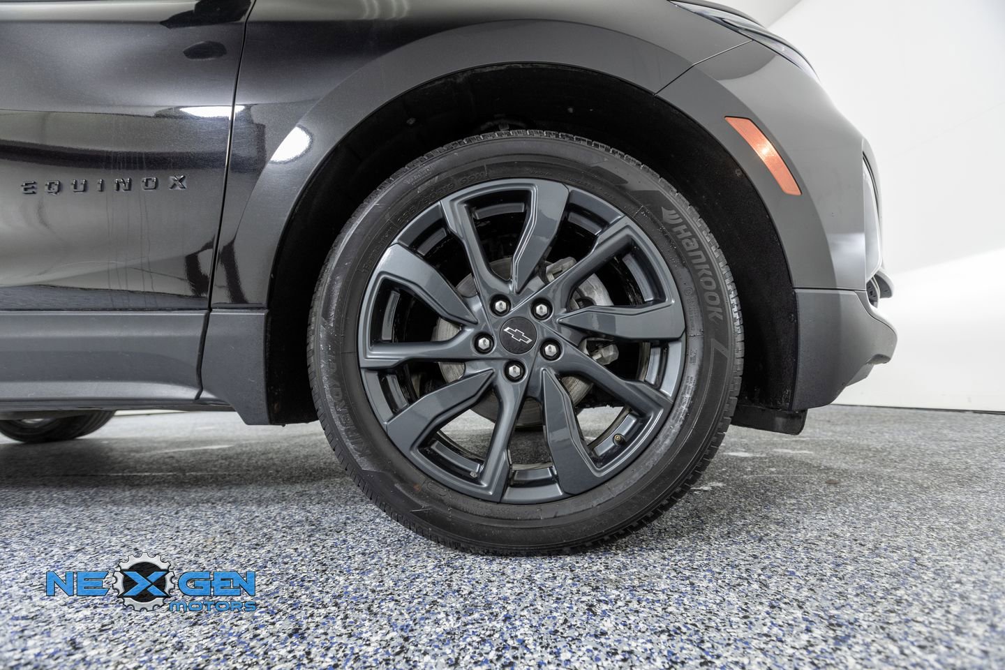 Used 2023 Chevrolet Equinox RS FWD image 41