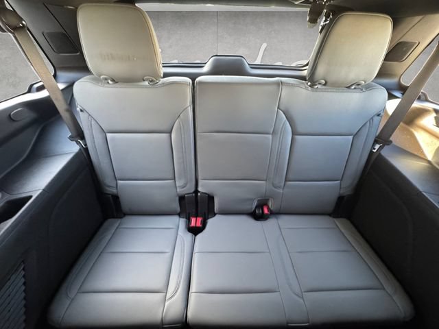 Used 2023 Chevrolet Tahoe Z71 w/ Luxury Package AWD/4WD image 20