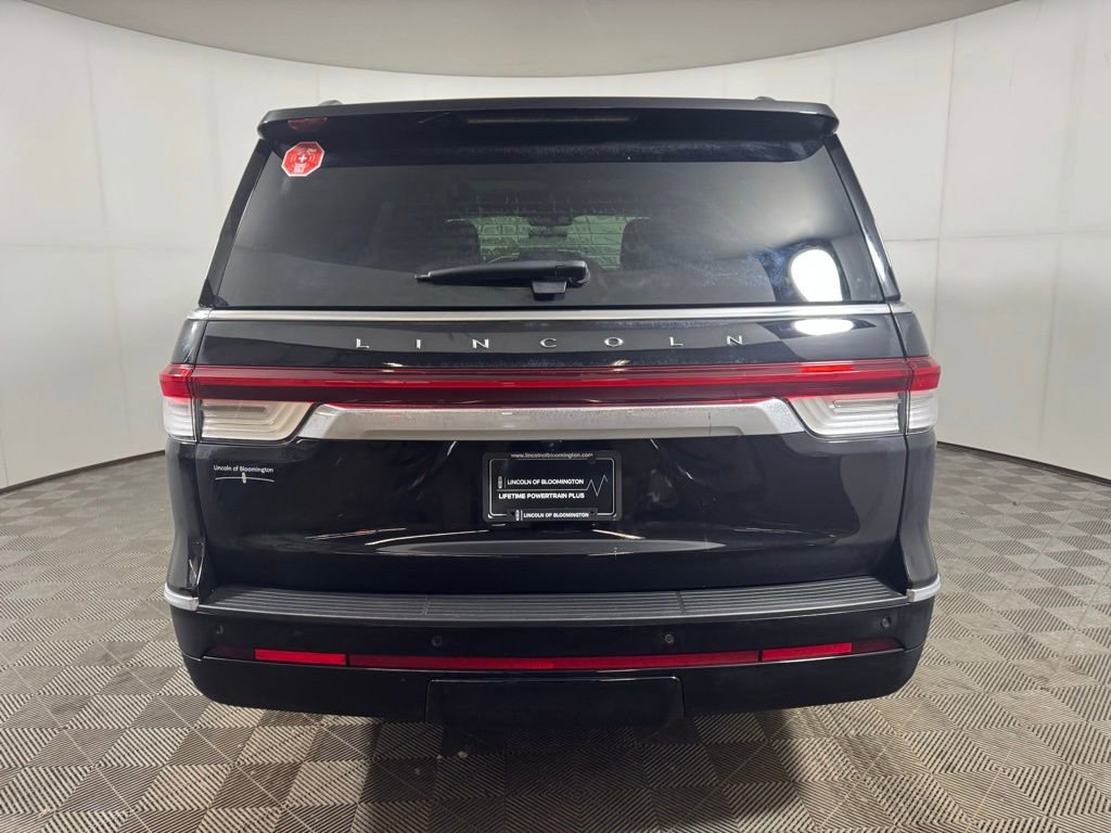 Certified 2022 Lincoln Navigator Reserve image 4