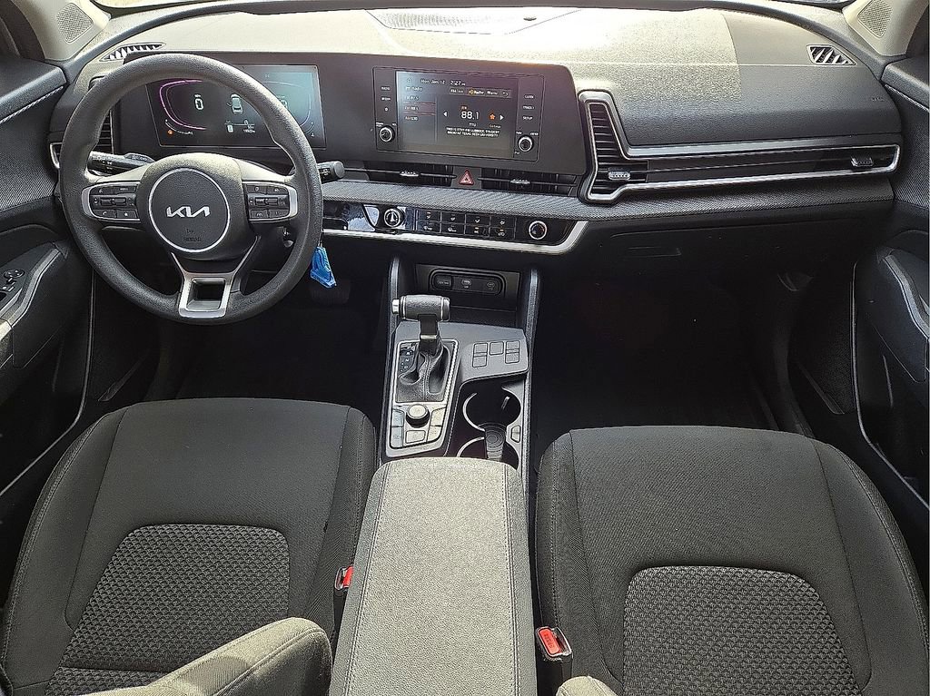 Used 2024 Kia Sportage LX image 15