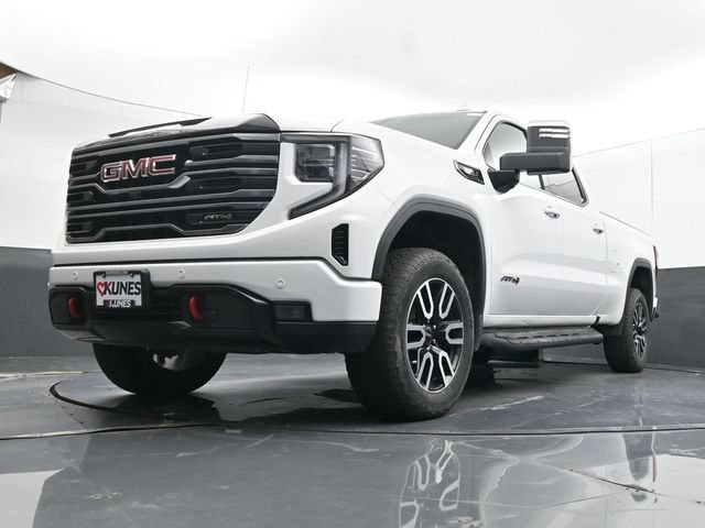 Used 2025 GMC Sierra 1500 AT4 w/ Technology Package AWD/4WD image 45