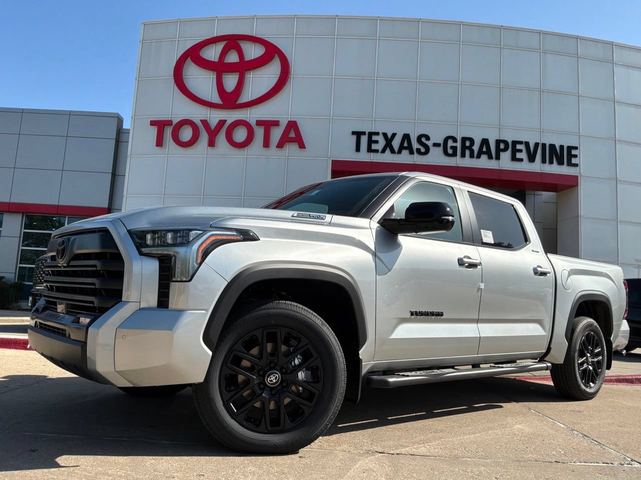New 2026 Toyota Tundra Limited AWD/4WD image 2