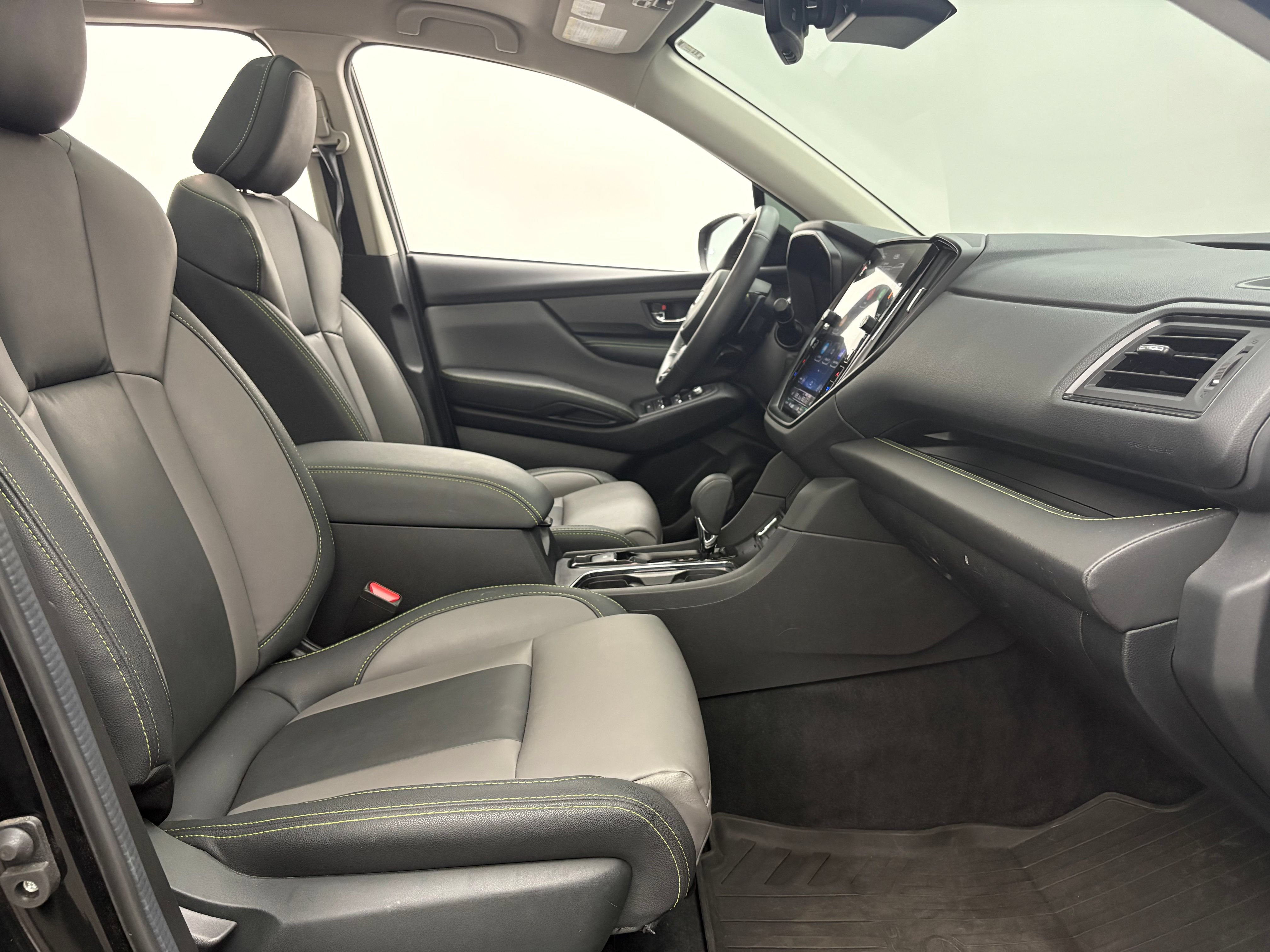 Used 2025 Subaru Ascent Onyx Edition AWD/4WD image 34