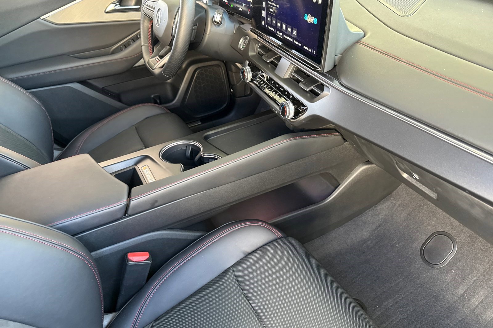 Used 2024 Acura ZDX Type S image 30