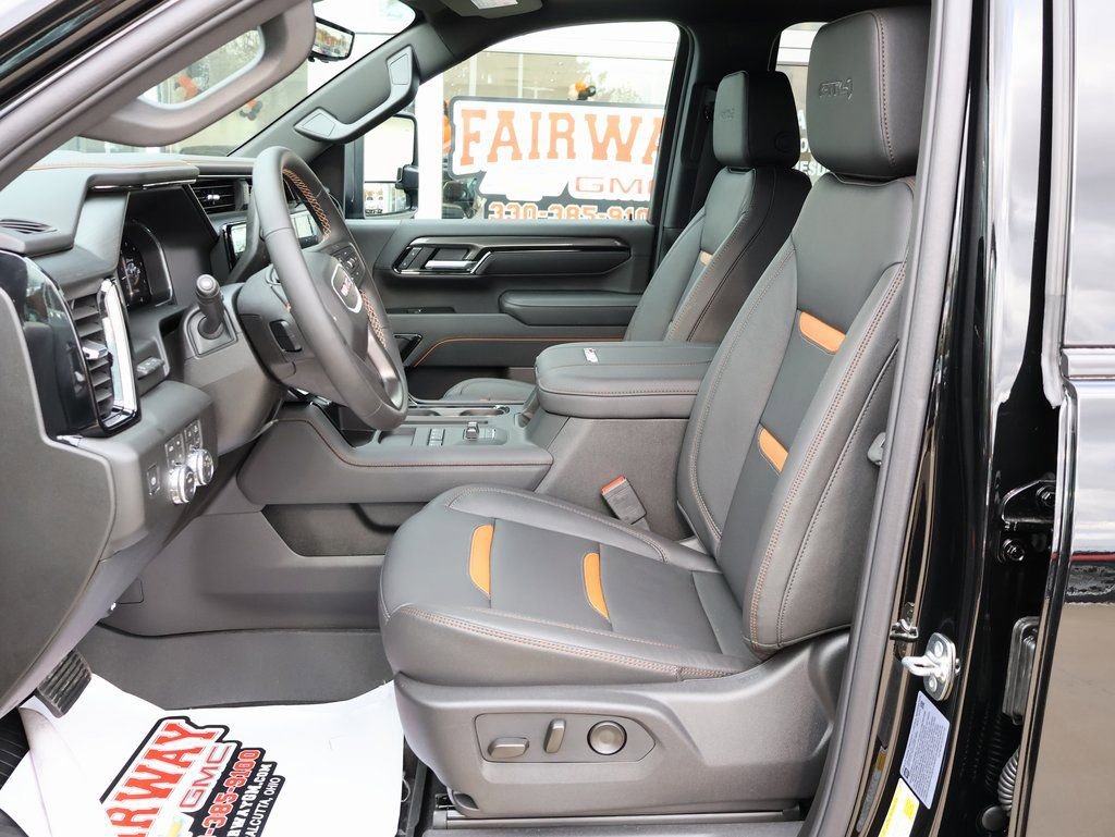 New 2026 GMC Sierra 3500 AT4 w/ AT4 Premium Plus Package AWD/4WD image 16