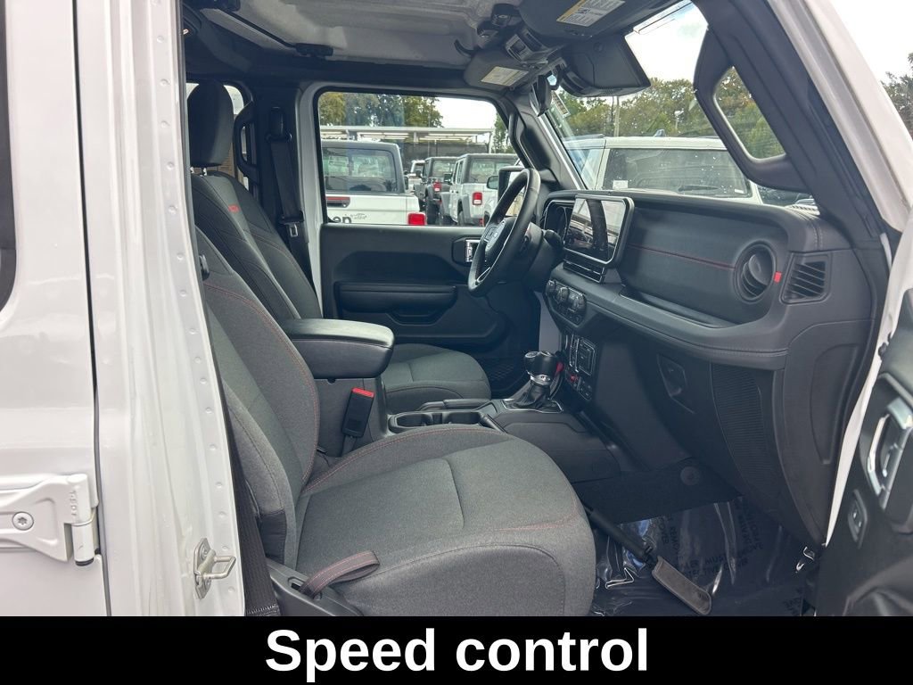 Used 2024 Jeep Wrangler Unlimited Rubicon image 24