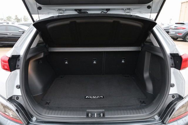 Certified 2023 Hyundai Kona Limited w/ Cargo Package image 27