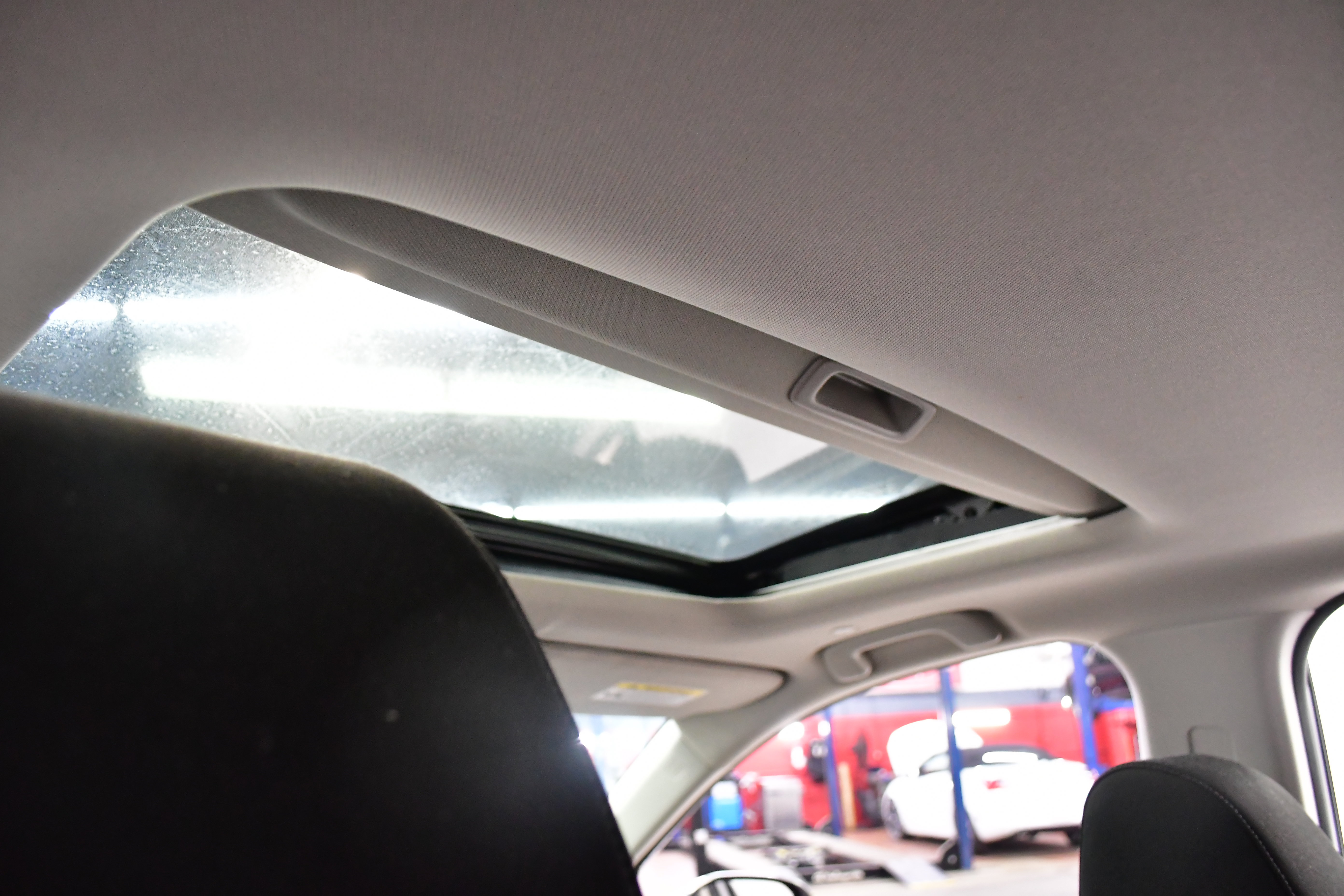 Used 2023 Honda CR-V EX image 12